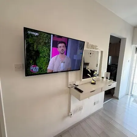 Floor In With View! Apartamento