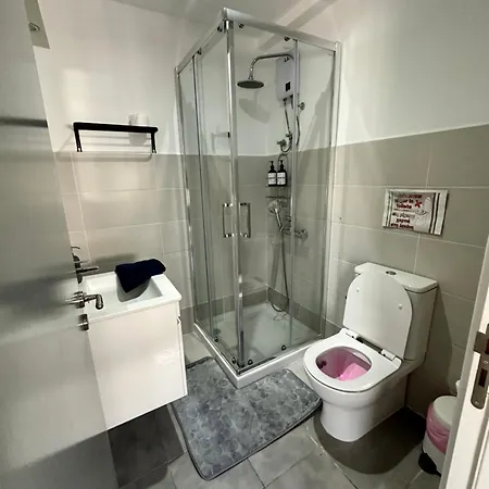 Floor In With View! Apartamento Nicósia